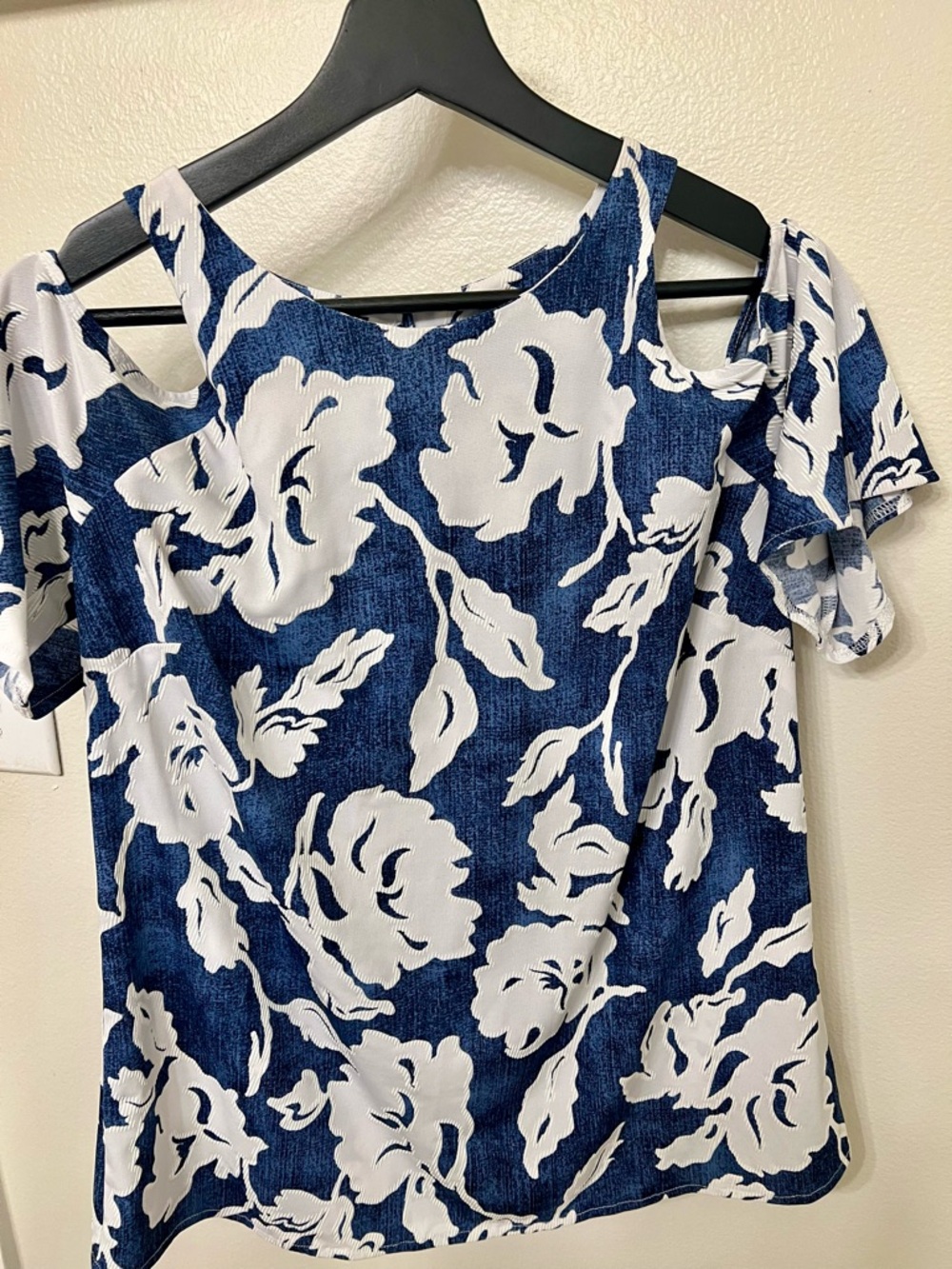 INC International Concepts Blue and White Floral Cold-Shoulder Top